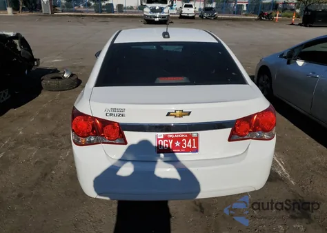 2016 Chevrolet Cruze Limited Ls z USA, uszkodzony, nr VIN 1G1PC5SH3G7210544